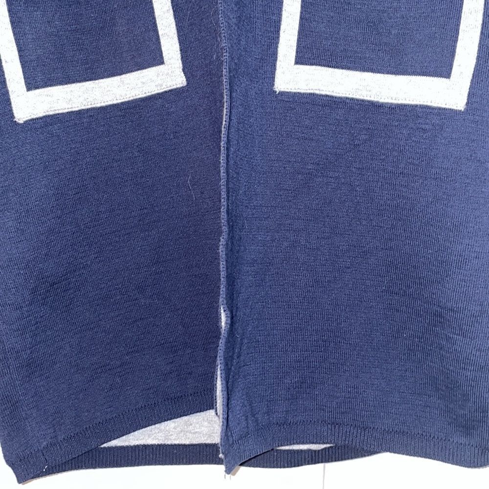 Identity sweater - Picture 4 of 9